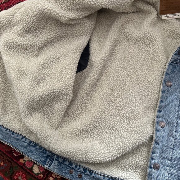 Levi's Men's Sherpa Trucker Jacket Size M - Picture 5 of 8